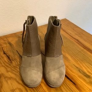 Toms suede wedge ankle boots, with zipper